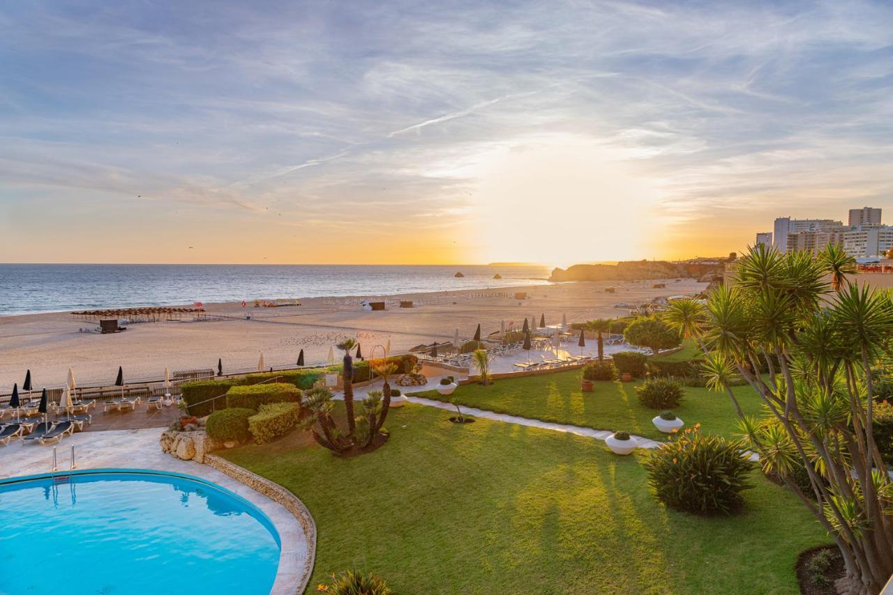 Algarve Casino Hotel Портіман Екстер'єр фото Sunset at the beach