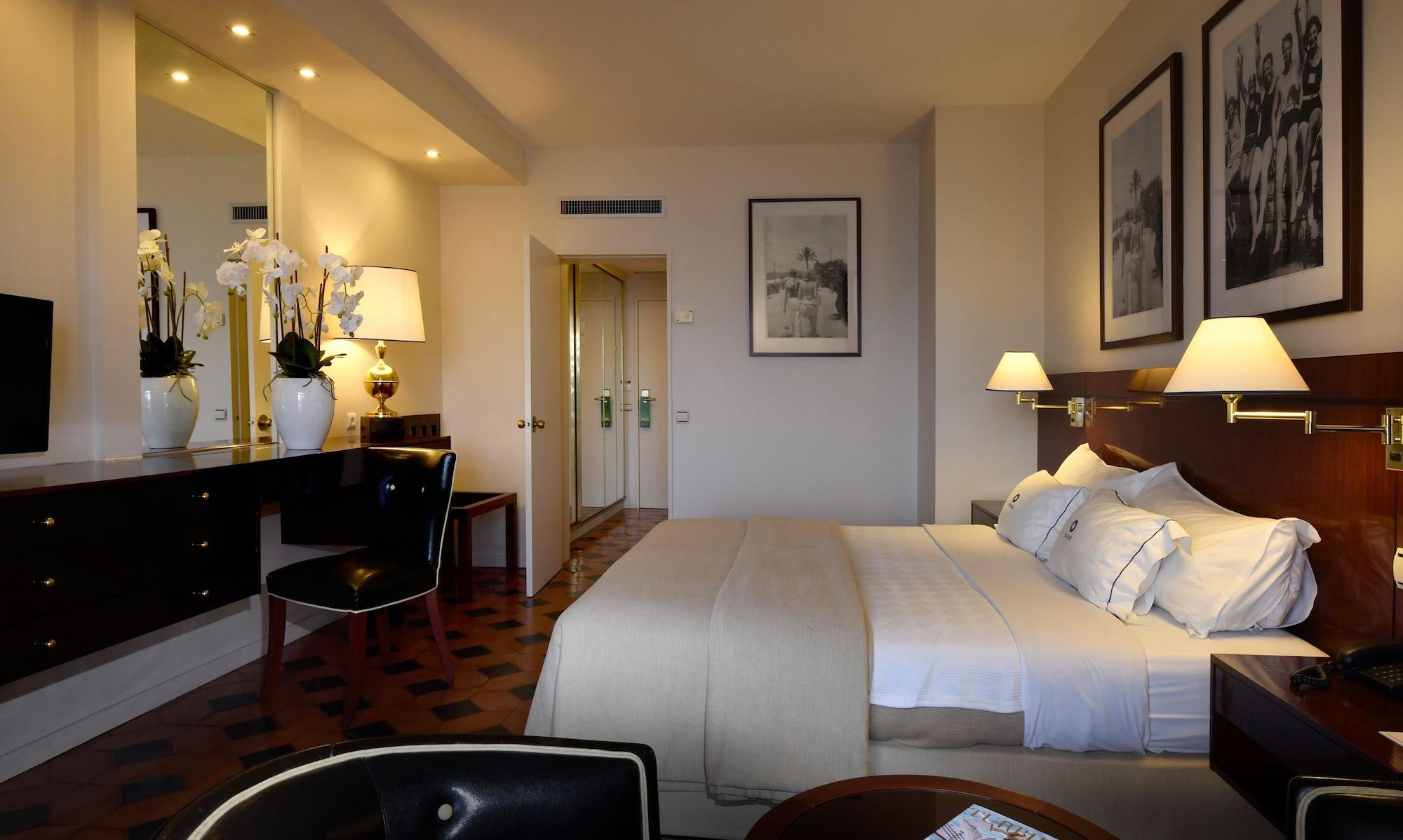 Algarve Casino Hotel Портіман Екстер'єр фото A room at the Mandarin Oriental, Paris