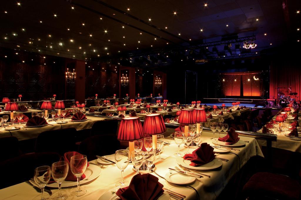 Algarve Casino Hotel Портіман Ресторан фото The interior of the restaurant